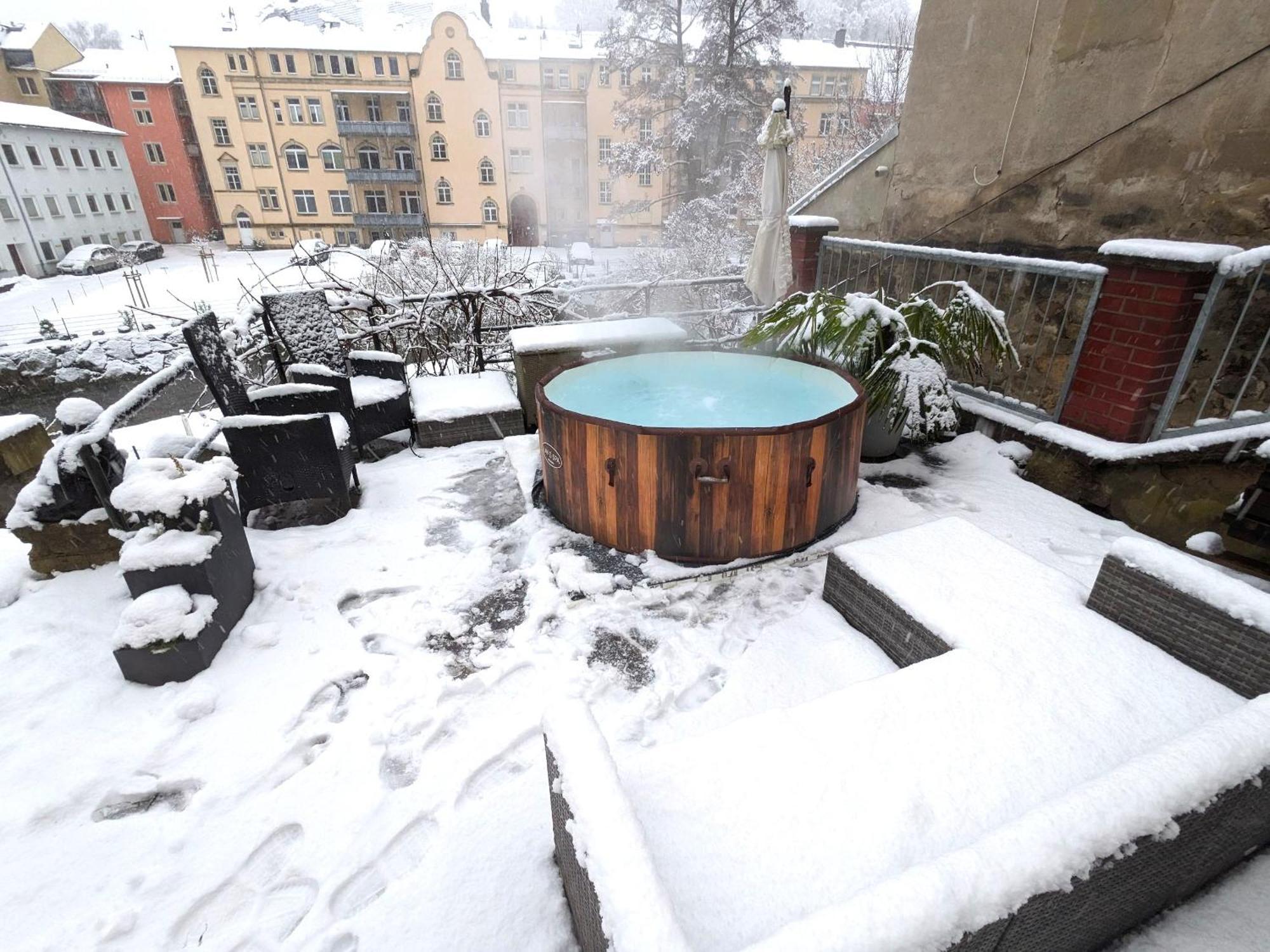 F2 - Urlaubsmagie Sauna, Whirlpool, Pool & Garten เซบนิทซ์ ภายนอก รูปภาพ