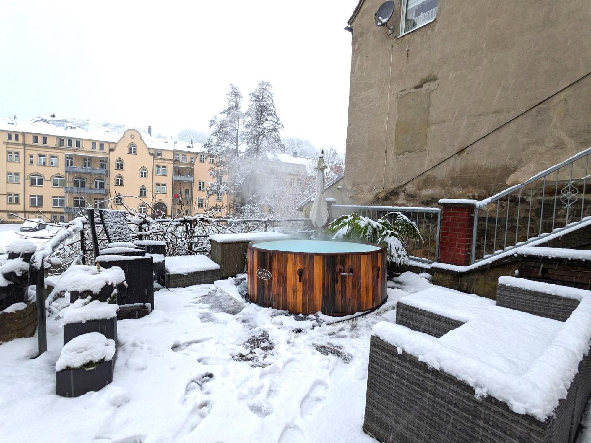 F2 - Urlaubsmagie Sauna, Whirlpool, Pool & Garten เซบนิทซ์ ภายนอก รูปภาพ